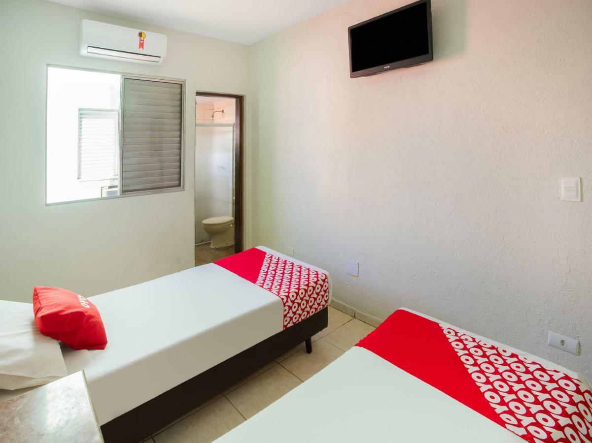 Oyo B Plaza Hotel São Paulo Zewnętrze zdjęcie